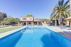 Finca Can Bosco by Rentallorca